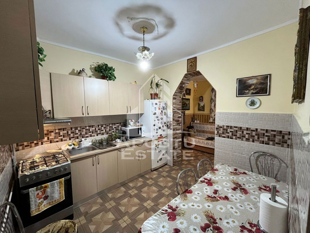 Casa individuala cu  2 camere, 2 bai in zona Odobescu, Comision 0% Casa individuala cu  2 camere, 2 bai in zona Odobescu, Comision 0%