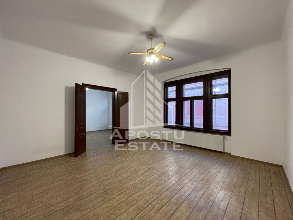 Apartament 2 camere, Piata Unirii, etaj intermediar, ideal investitie