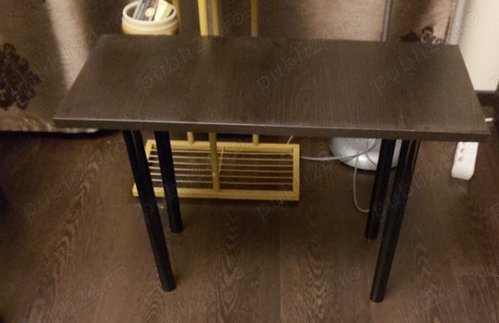 Vând măsuță cafea