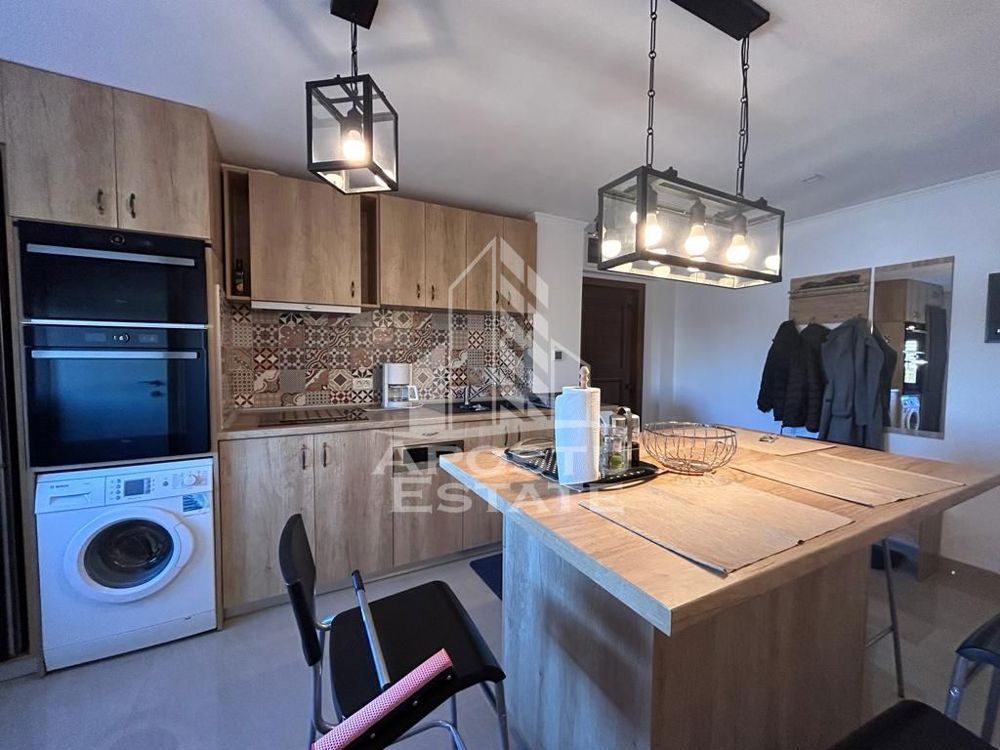 Vânzare apartament 3 camere, garaj și balcon, zona Nokia, Timișoara