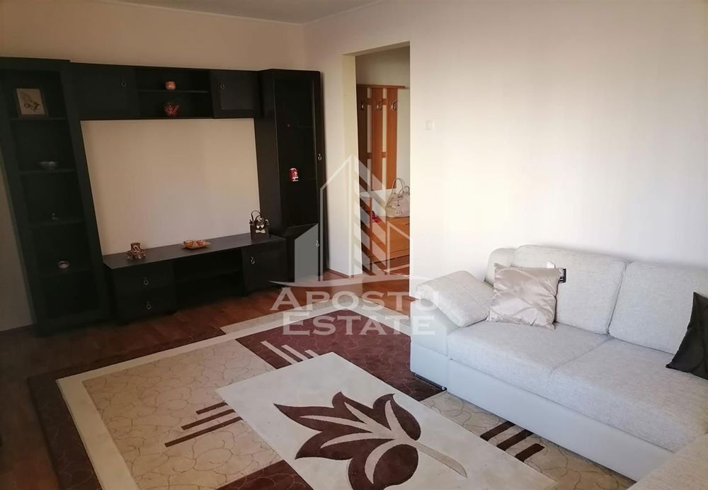 Apartament 2 camere  zona Alfa renovat si mobilat complet.