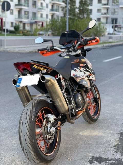 KTM 690 SM Supermoto