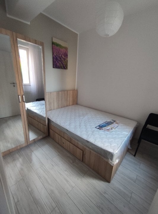 Apartament 2 camere, semidecomandat, 40 mp, centrala proprie, Militari Residence