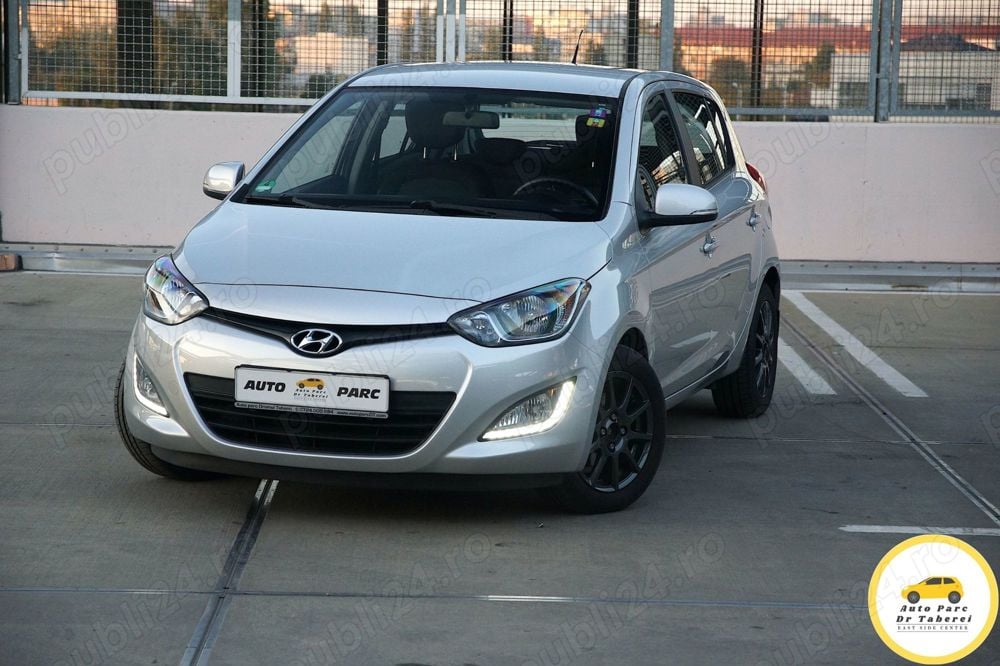 Hyundai i20 WorldCup 1.4 benzina 100 CP clima sc. incalzite