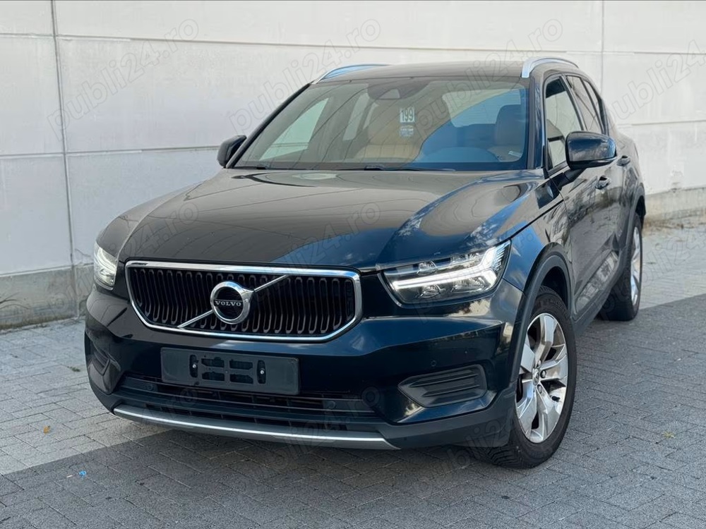 Volvo XC 40 T4 14.999 EUR 2018 2.0 190cp benzina momentum geartronic business