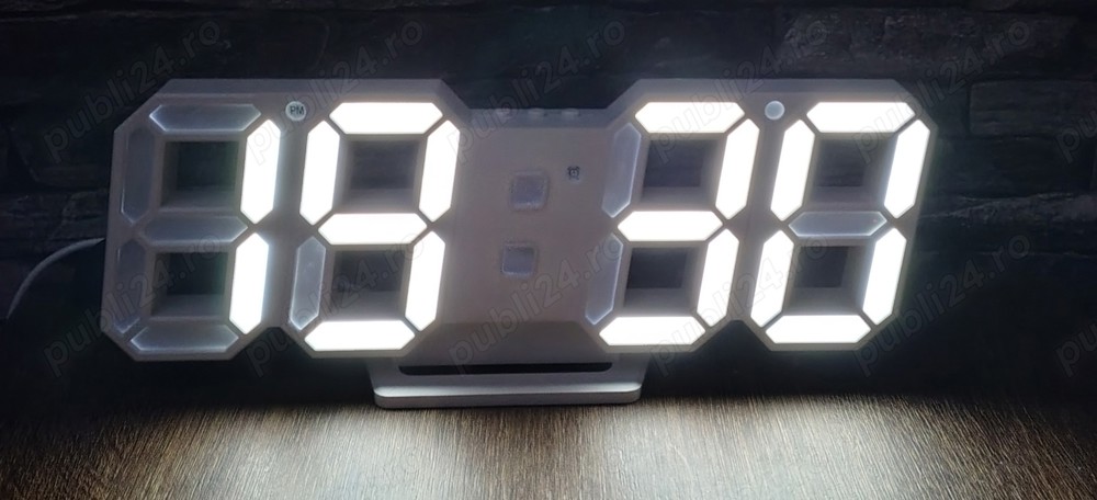 Ceasul digital cu termomentru si afisaj mare cu lumina LED alb rece,Nou!