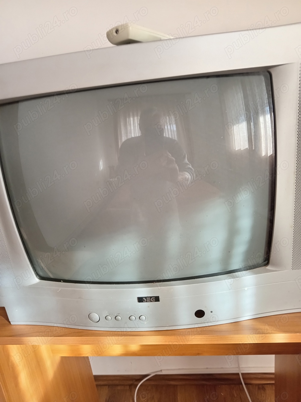 TV color SEG și WATSON 60 cm clasic