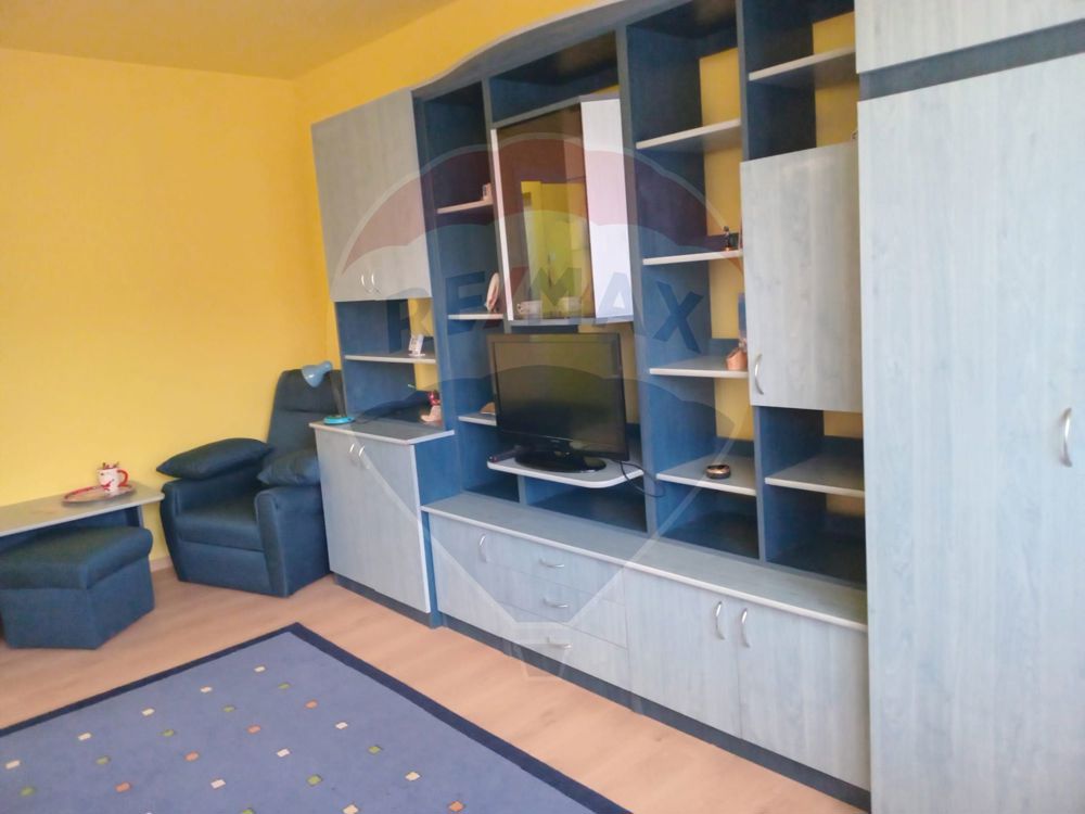 Apartament 1 CAMERA în zona Podgoria