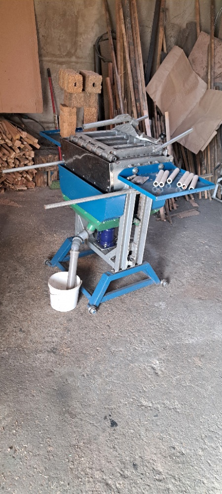 vind urgent presă hidraulică  pentru brichete 6 calupii 2 dată foarte eficientă 