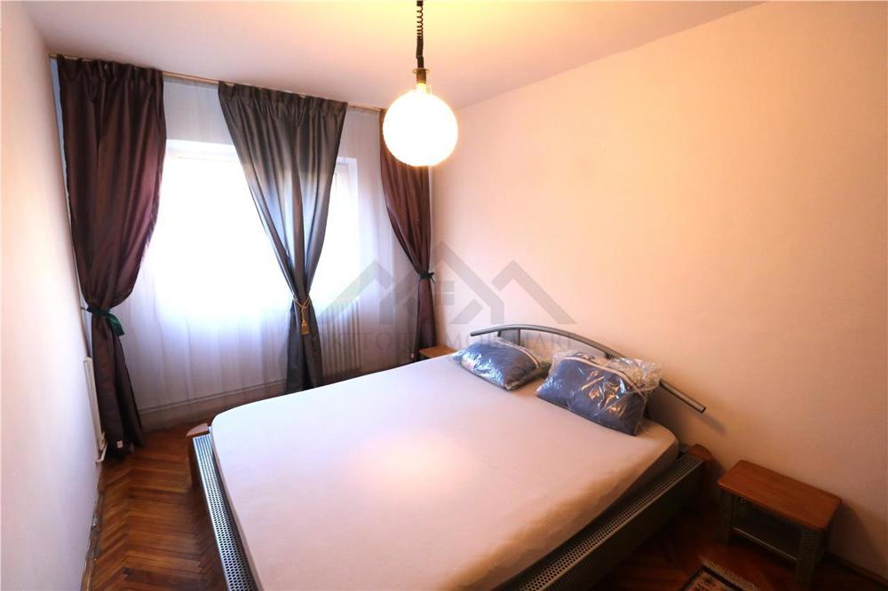 Apartament 2 camere , centrala proprie , zona Iulius Mall