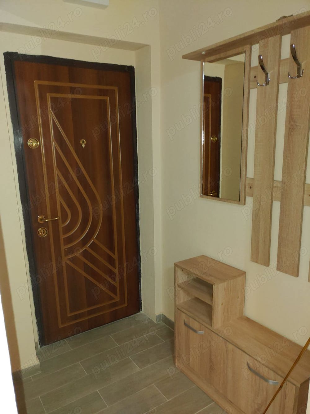 Apartament de închiriat