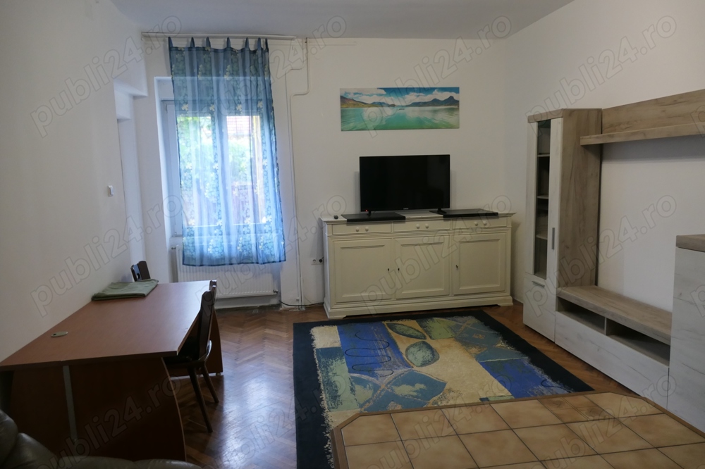 Apartament 2 camere la casă, central - Podgoria, parter înalt