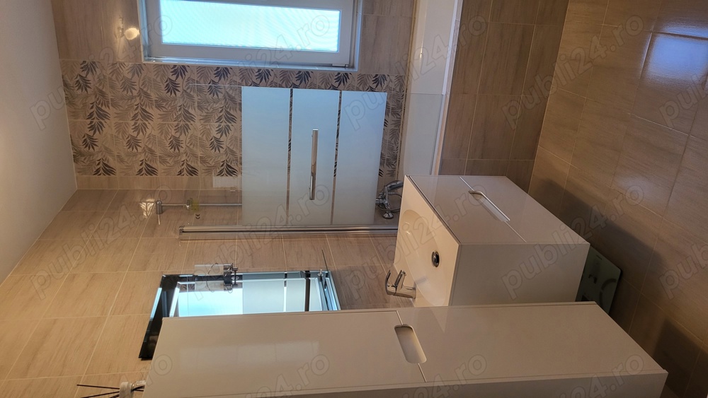 Proprietar vând apartament cu 2 camere et 2 Giroc