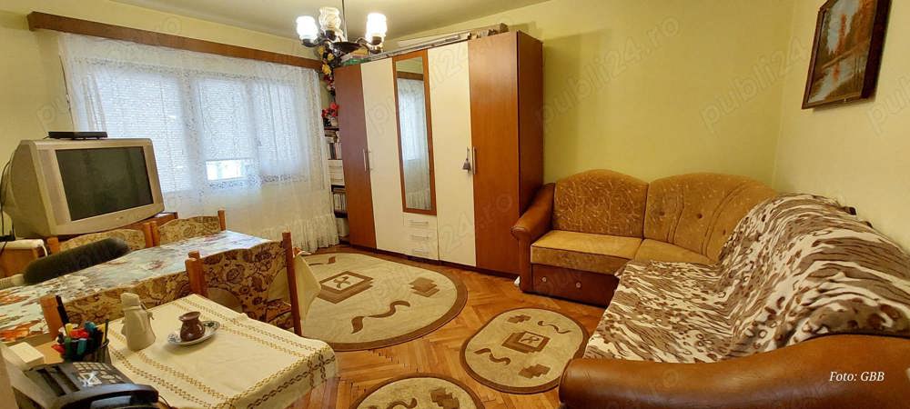 Apartament 4 camere decomandat, conf. 1, et. 2, 2 băi, balcon, debara, pivniță