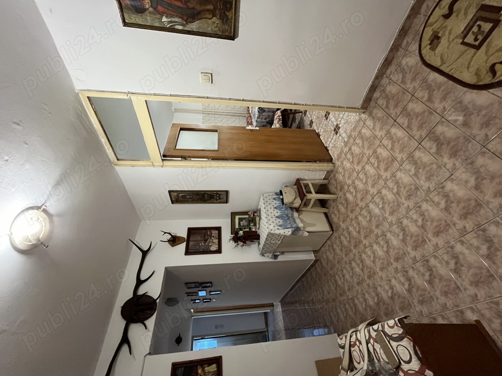 Apartament 3 camere, decomandat, cu boxa, etaj 1, bulev. Basarabia