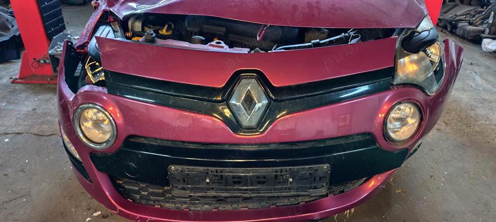 Dezmembrez / dezmembrari piese auto Renault Twingo 1.2 16V  D4F772 an 2012 102.080km