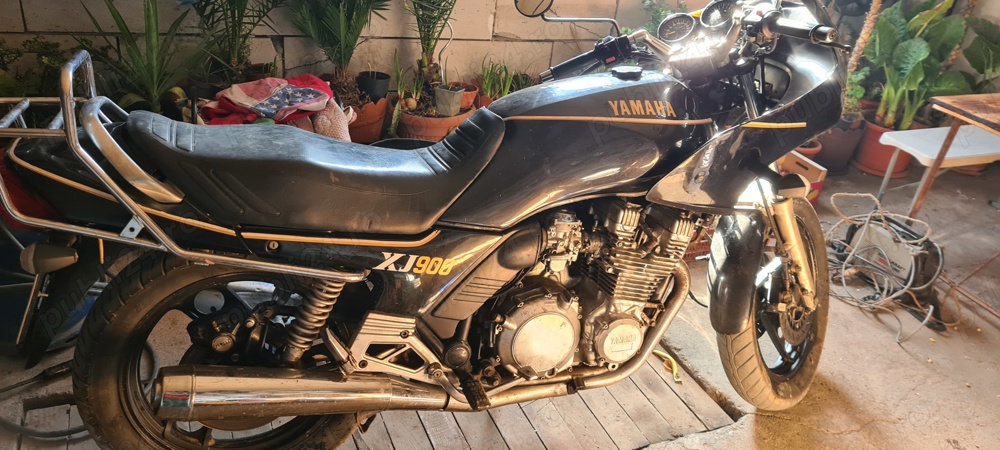 Vând Yamaha XJ 900