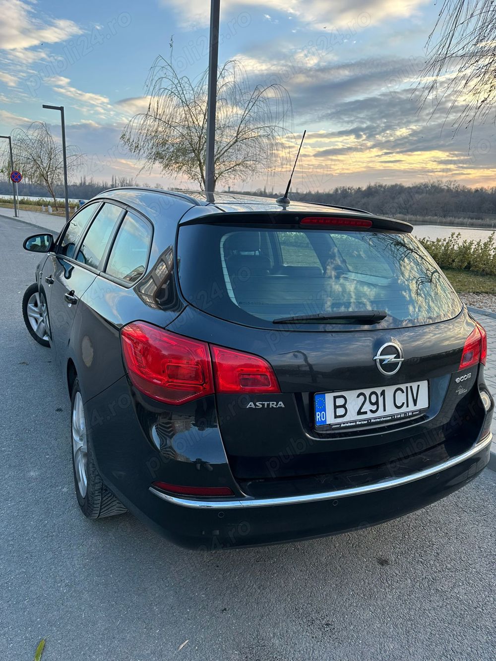 Opel Astra j Sport Tourer Facelift