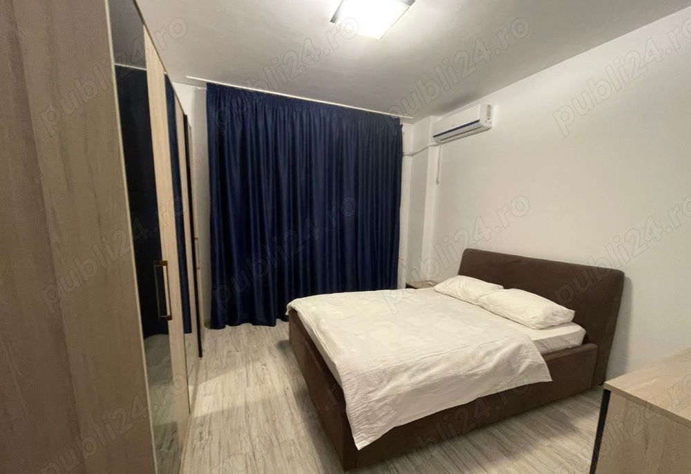 Uverturii, apartament 2 camere decomandat