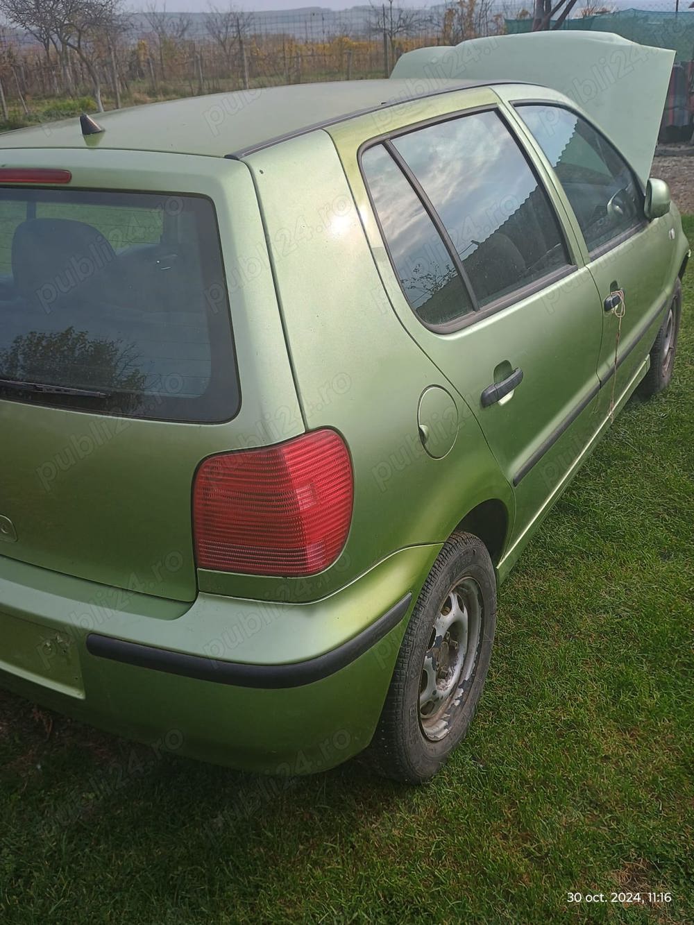 Dezmembrez vw polo 1.4 an 2001