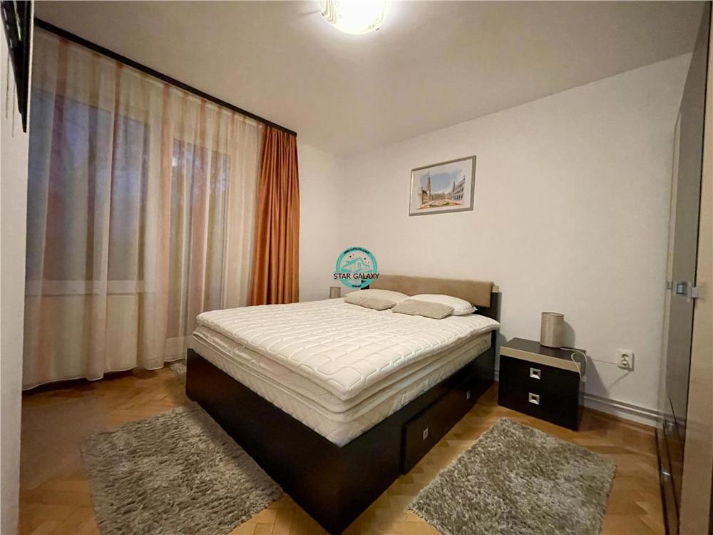 Apartament cu 2 camere decomandat, in Cornisa la 200 m de UMF