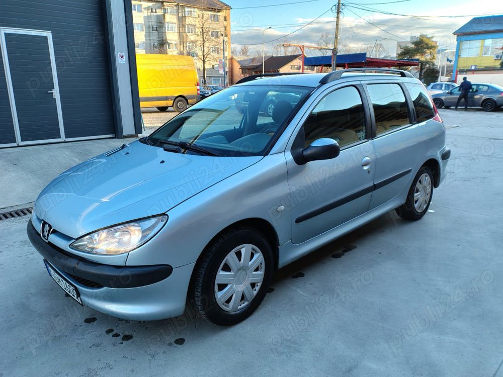 Vând Peugeot 206 SW motor 1.4 benzina consum foarte mic