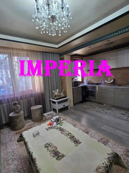 Apartament cu 3 camere, zona Scoala 14 - Imparat Traian, etajul 1