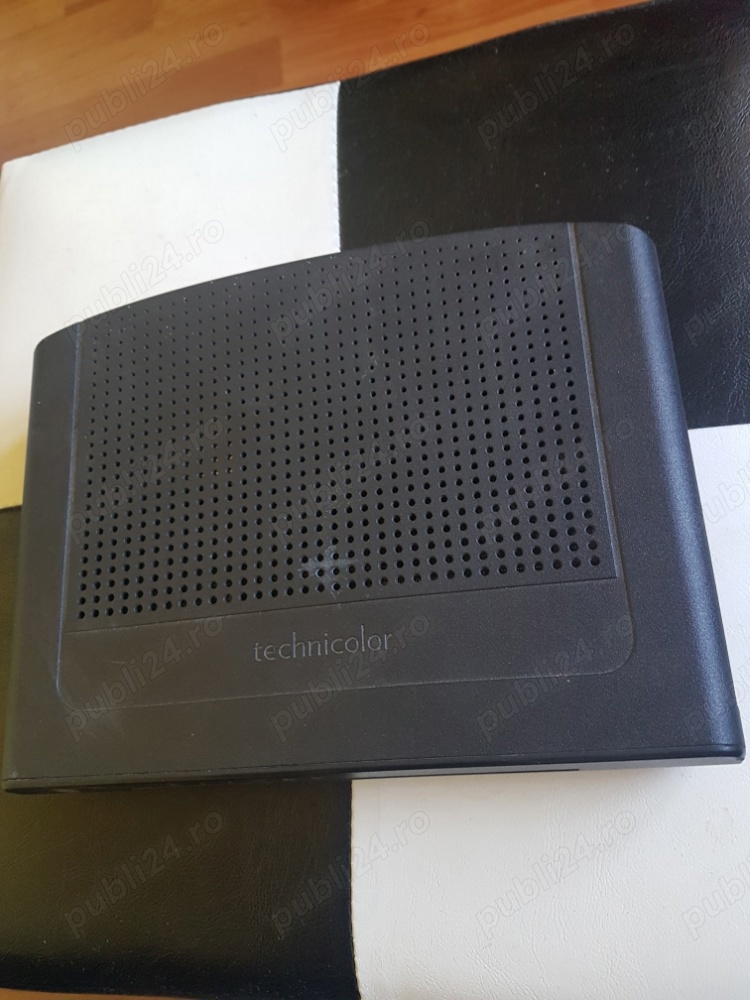 Receptor tv şi internet UPC.