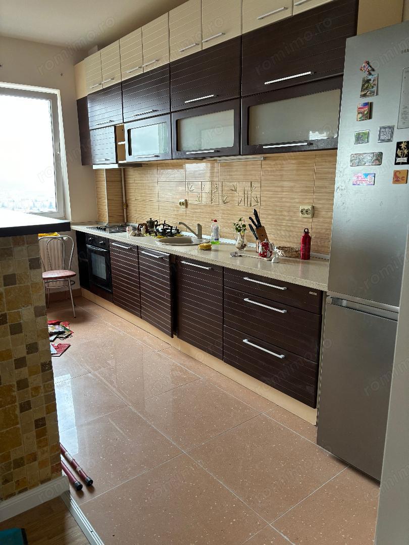 apartament cu 3 camere in Buna Ziua, la limita cu Andrei Muresanu