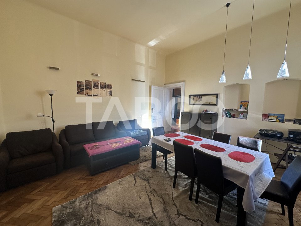 Apartament la casa 85 mp utili 3 camere la parter zona Sub Arini