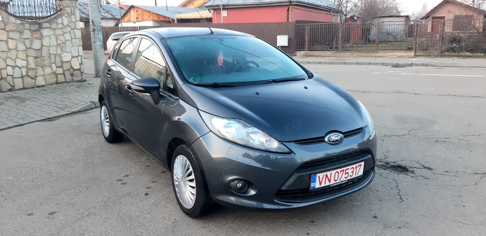 Ford fiesta titanium 1.3 benzina 2010