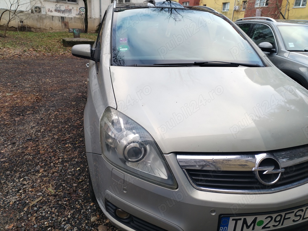 Vând Opel zafira b 1.9 cdti 150 cp