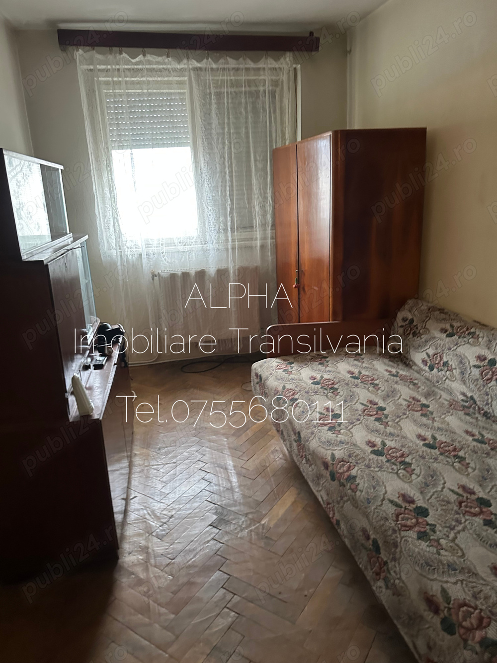 Apartament 4 camere,nefinisat ,zona Aleea Astrei , 42900 euro