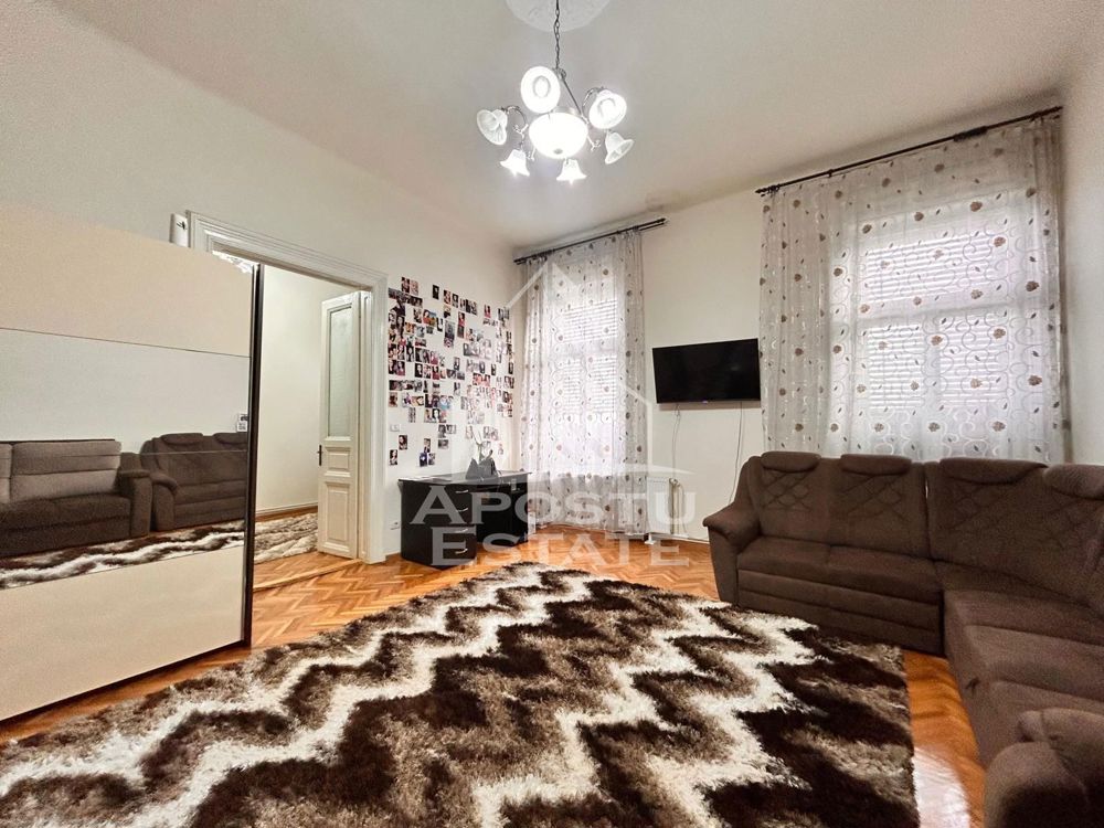 Apartament 2 camere, pod reabilitat, loc de parcare in Timisoara