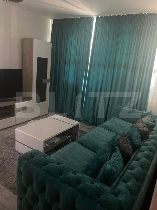 Apartament 2 camere, etaj intermediar, zona Grivitei