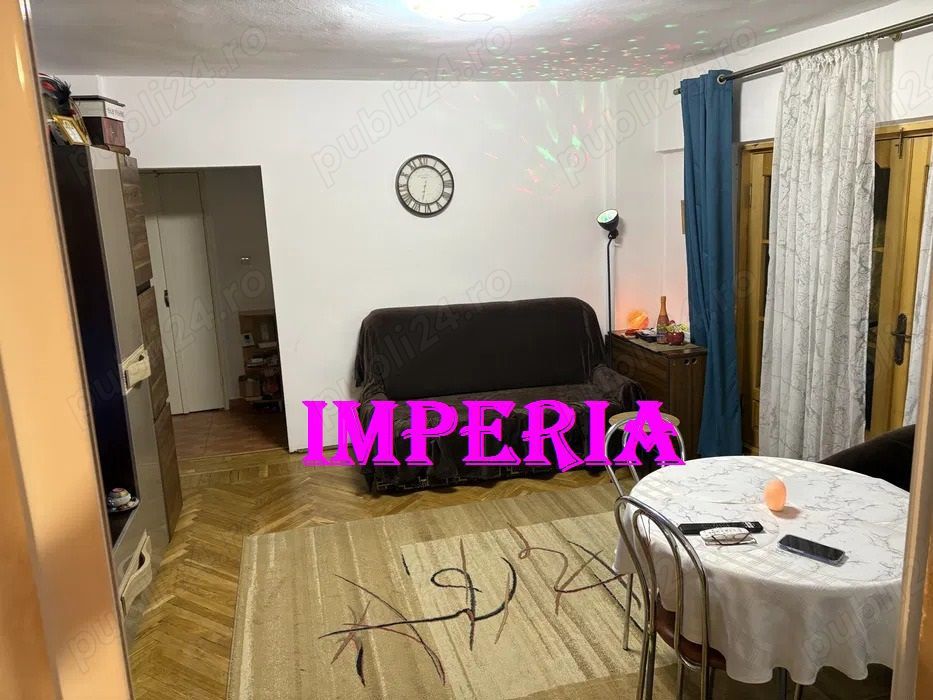 Apartament cu 3 camere, zona Carrefour- Sucevei, etaj 2