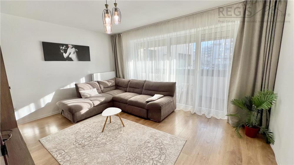 Apartament luminos si spatios Coresi Kasper