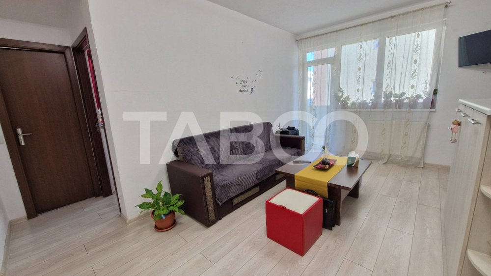 Apartament de vanzare 2 camere la etajul 1 la intrare in Arhitectilor