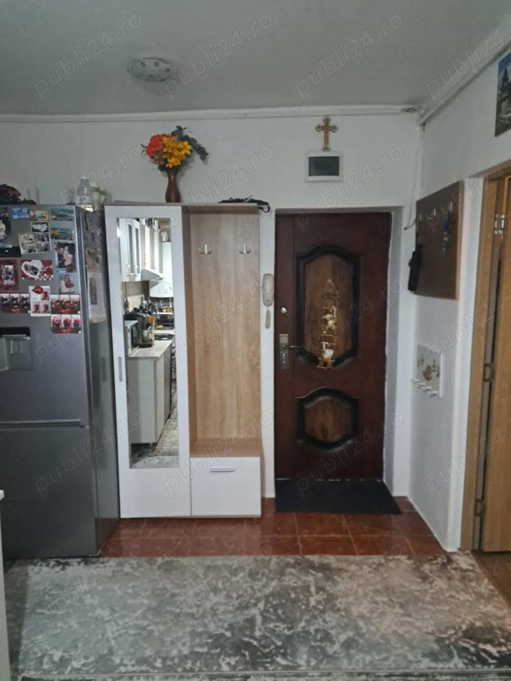 Apartament cu doua camere, zona Casnica