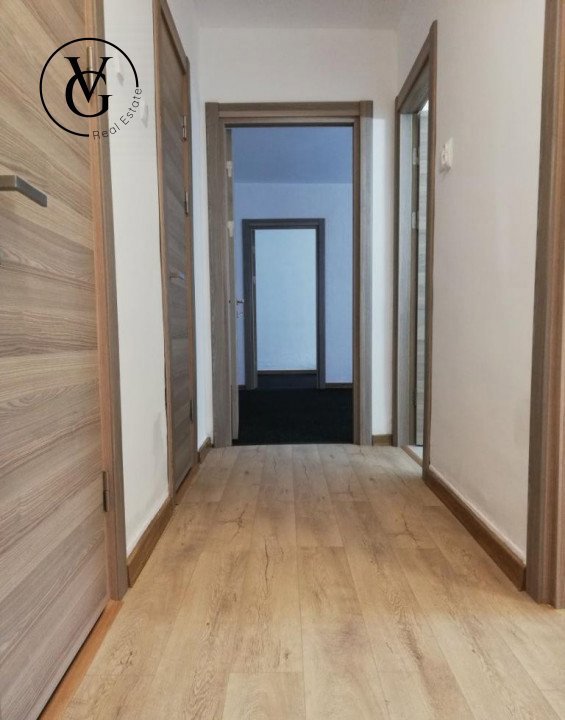 Apartament 2 camere/ Spatiu comercial 