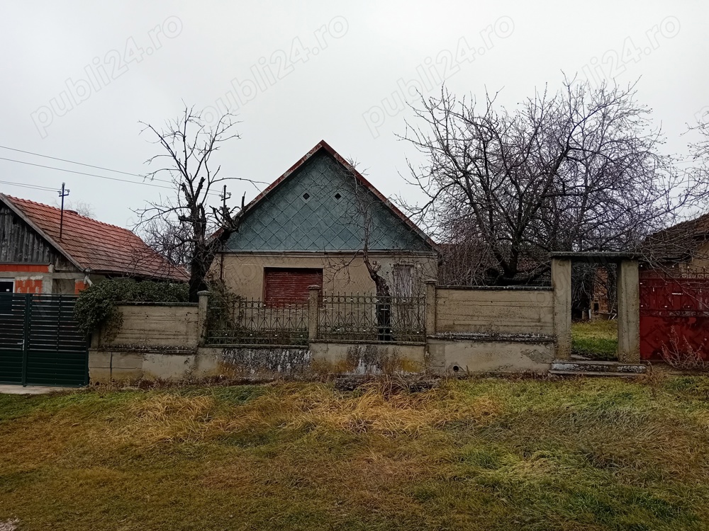 Casă de vânzare sat. Sisterea 