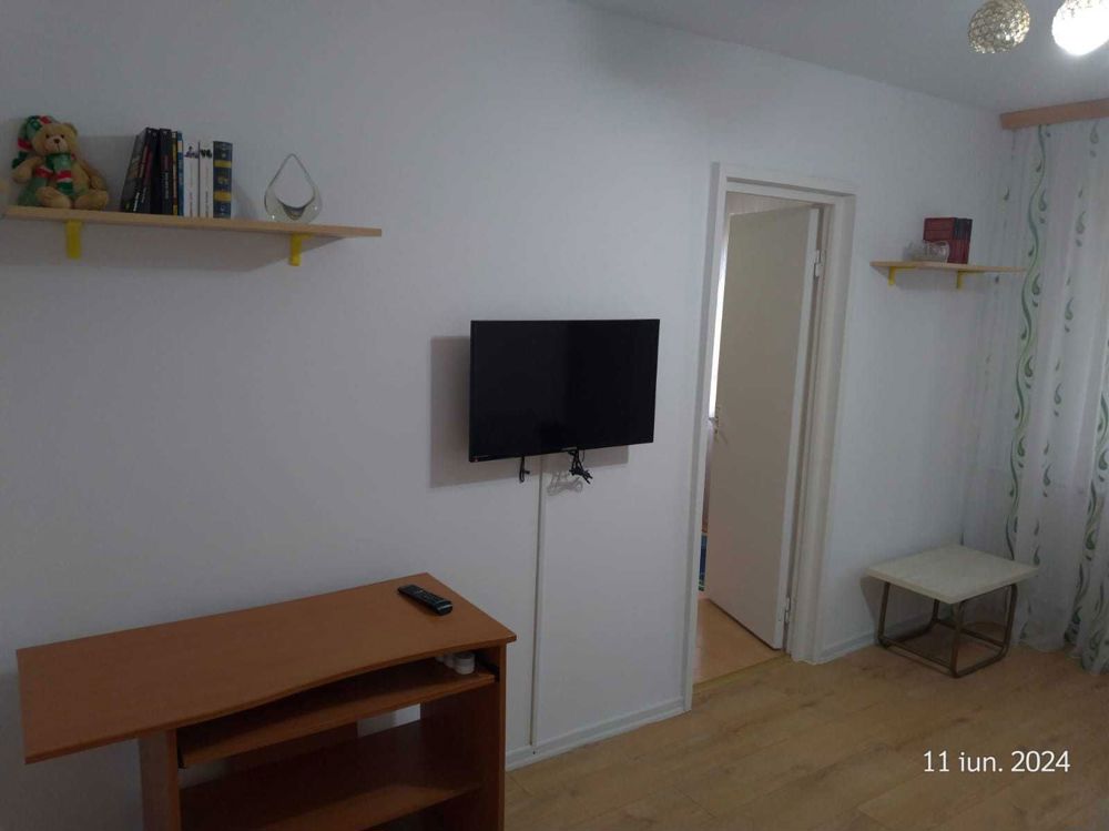 Se oferă spre închiriere apartament cu 2 camere, zona Brătianu