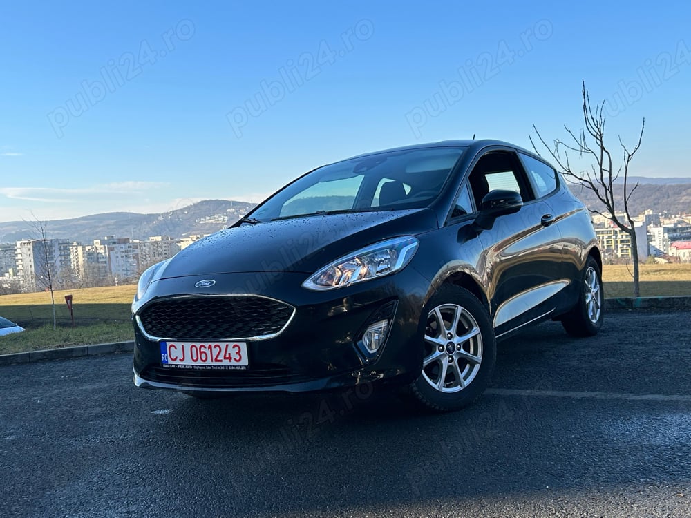 Vand Ford Fiesta 2018,30.000 km interior impecabil