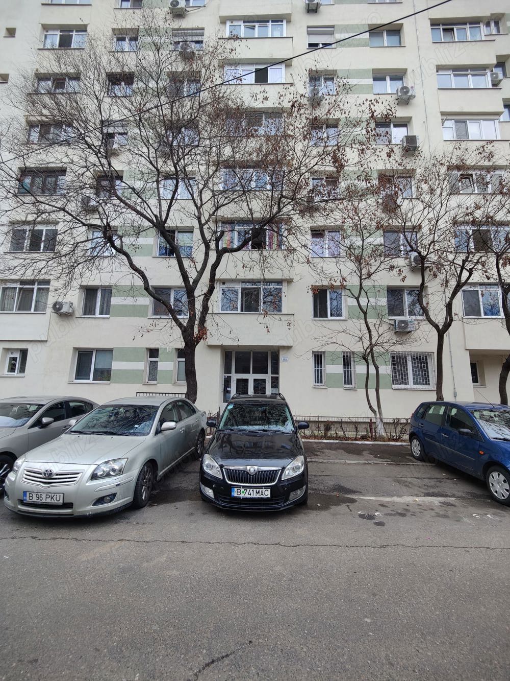 Vand apartament cu 4 camere, zona Tei