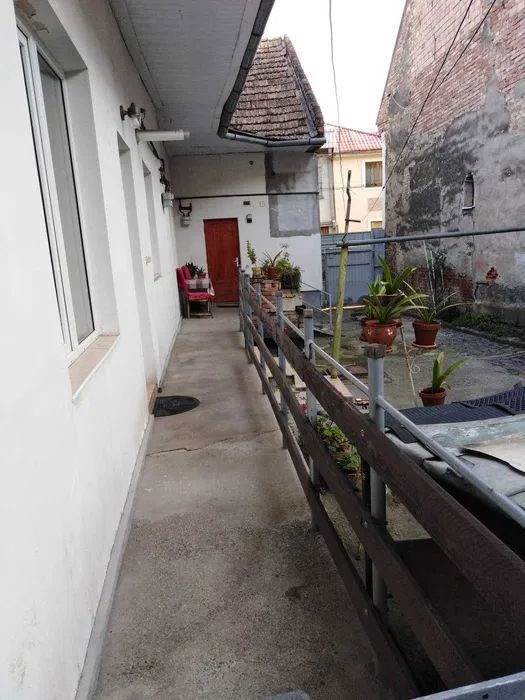 Casa de vanzare cu 3 camere