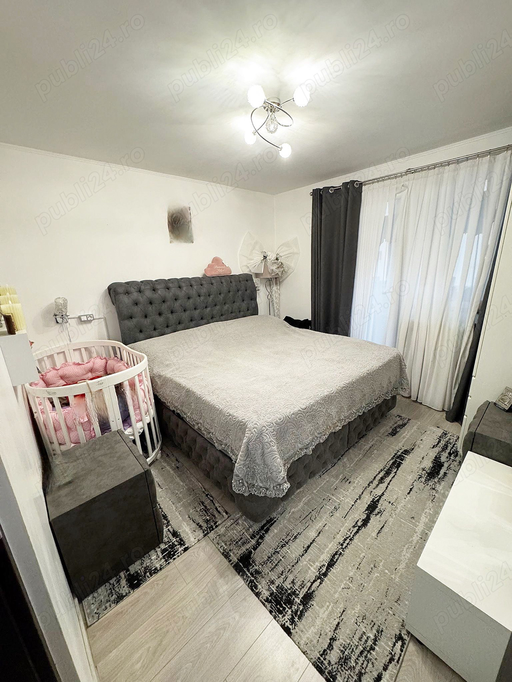 vand Apartament 3 Camere in zona Park Ior