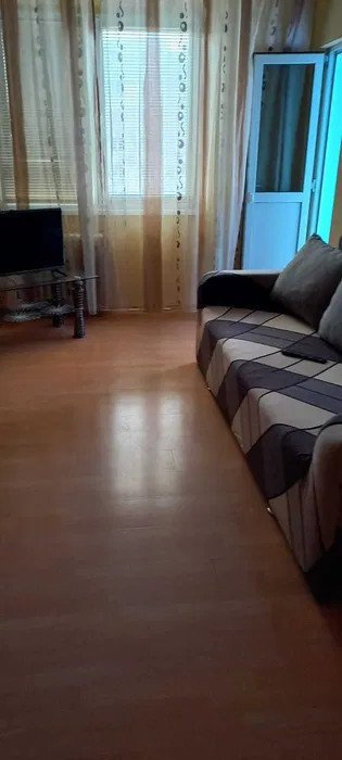 Apartament de 2 camere, decomandat, 55 mp, zona Drumul Taberei 