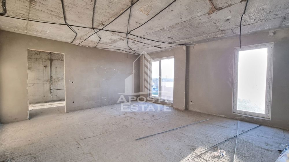 Apartament 2 camere, bloc nou, loc de parcare, zona Torontalului