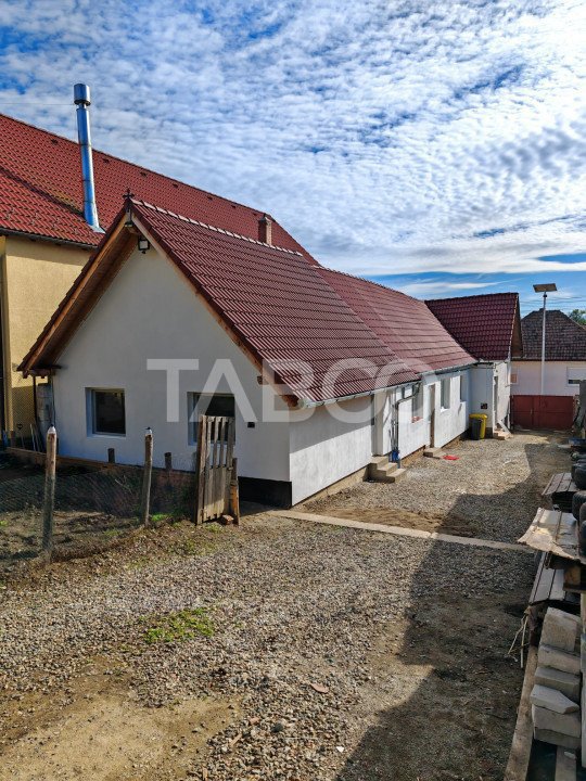 Casa spatioasa de vanzare in Ocna Sibiului – liniste natura si confort