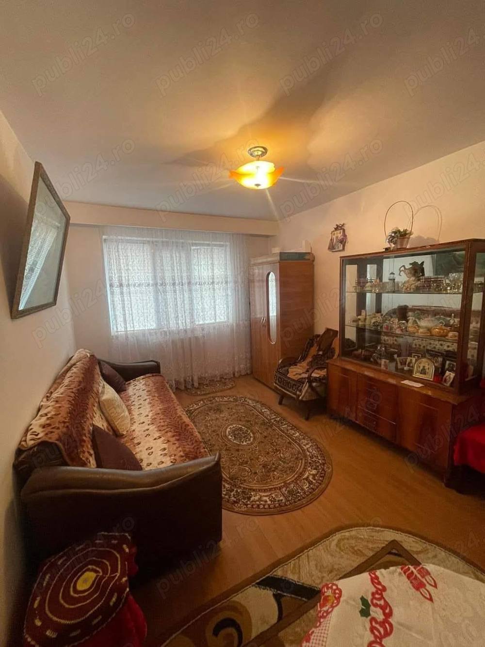 De vanzare apartament cu 2 camere